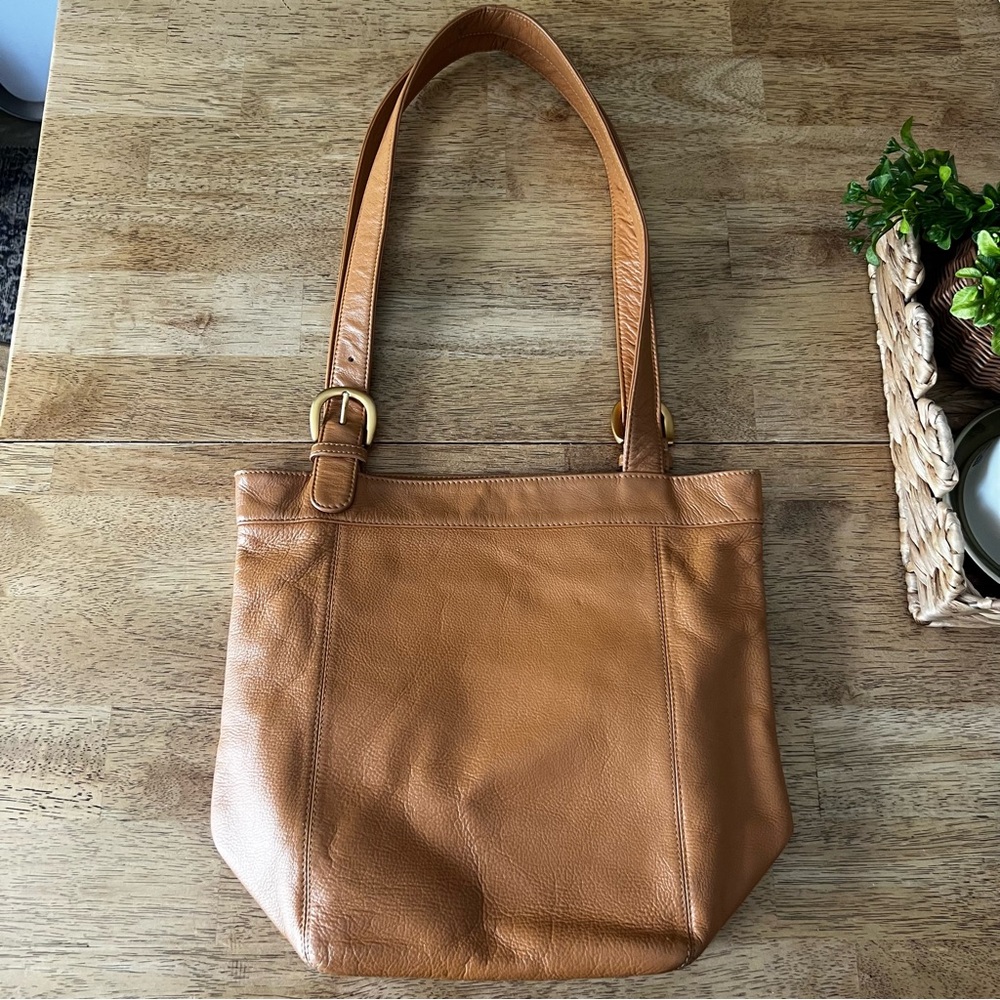 ILI Tan Leather Tote Bag